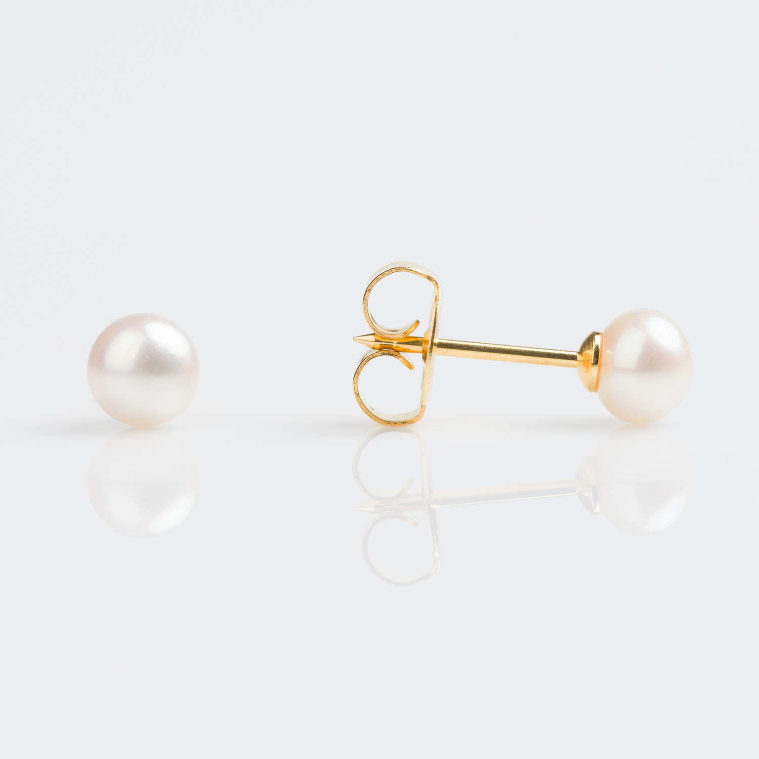 7518-0235 – Studex Gold 5mm Pearl Piercing Earrings