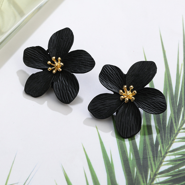 YK Beauty Large Flower Stud Black Earrings
