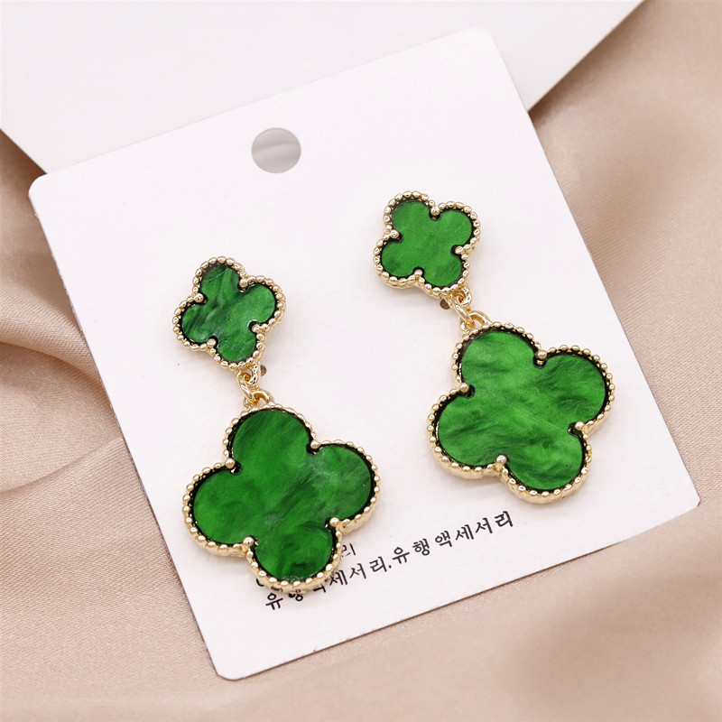 Beautiful YK Beauty 18K Gold Plated Statement Clover 4 Leaf Clover Green Earrings