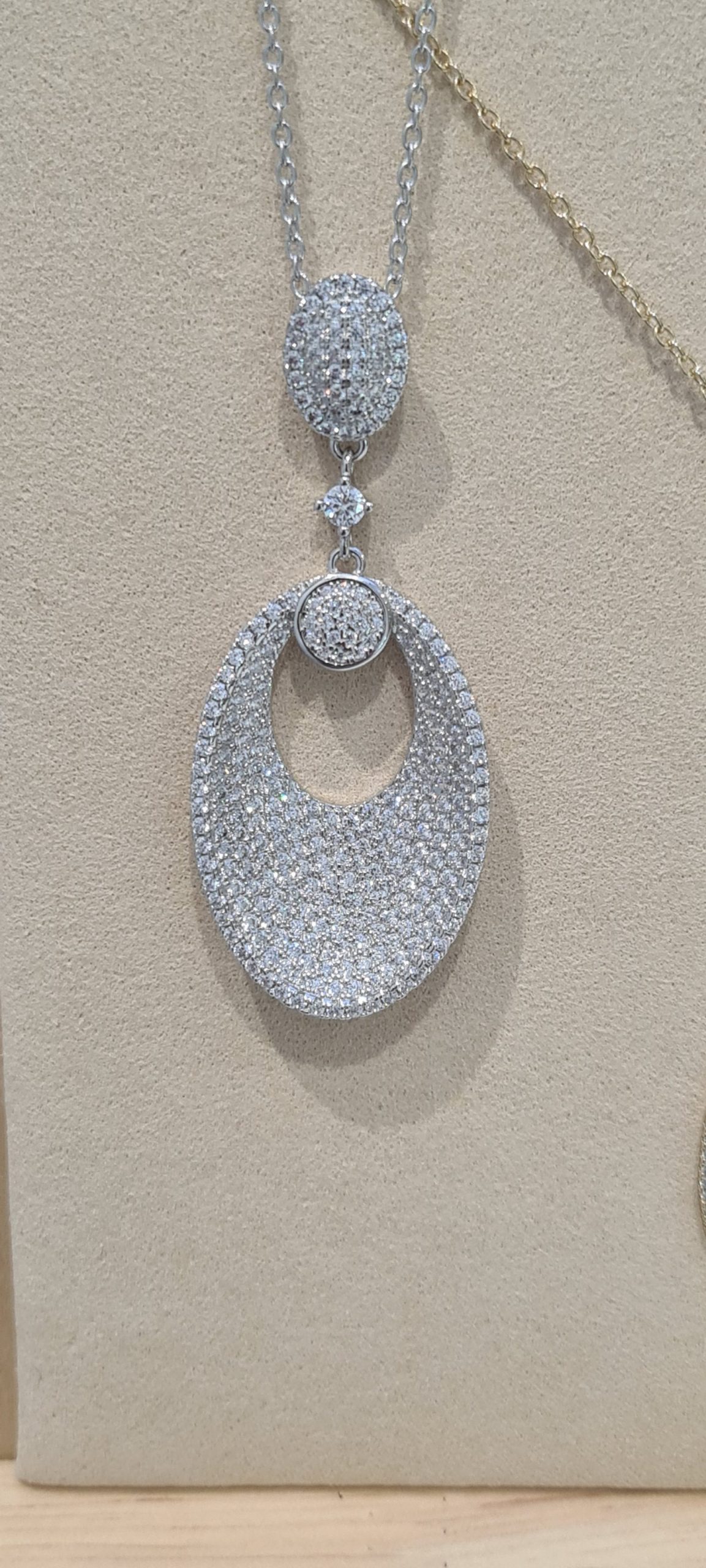 Rhodium Plated Necklace Oval Sharped Pendant